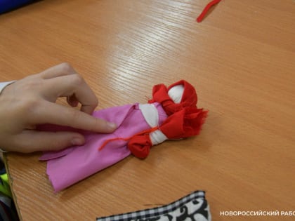 Куклы-обереги для водителей: мастер-класс в гимназии №2