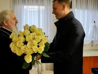 Глава Новороссийска поздравил епископа Новороссийского и Геленджикского Сергия с днем рождения