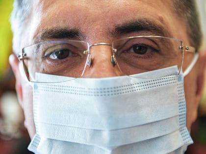 Иммунитета к нему нет: доктор Мясников предупредил россиян о новом опасном вирусе