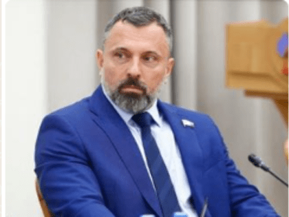 На заседании нашего комитета по аграрным вопросам обсудили с представителями Минсельхоза весенние полевые работы и их финансирование.