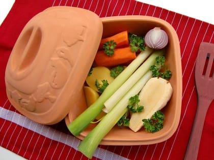 Гастроэнтеролог предупредил, что употреблять много овощей может быть вредно