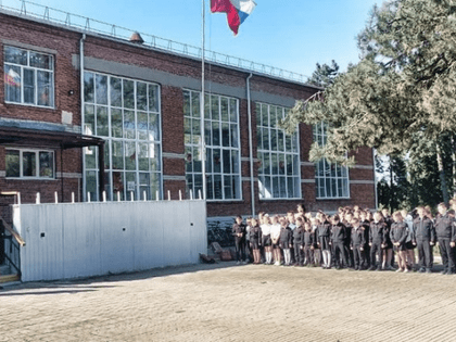 Сотрудники отдела МВД России по Ейскому району проводят встречи с учащимися общеобразовательных школ Ейского района