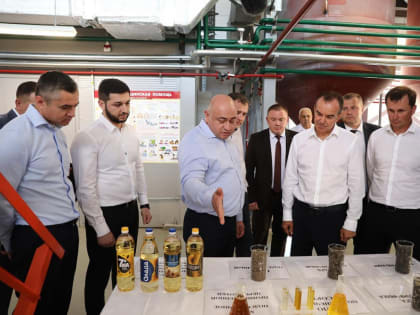 Вениамин Кондратьев в Новопокровском районе посетил предприятие-участника нацпроекта «Производительность труда»