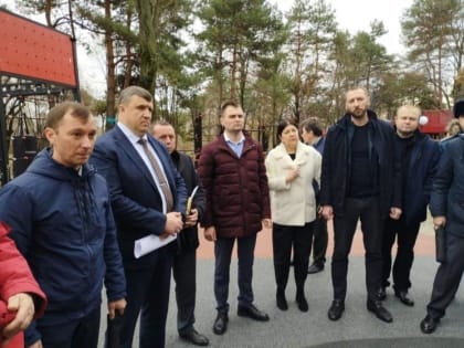 В Городском Саду Краснодара установили инклюзивную площадку