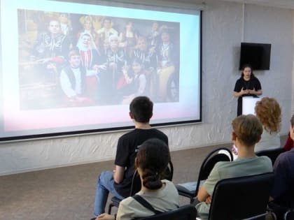 Этносессия в Новороссийске: Воспитание детей в национальных семьях