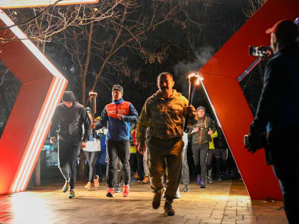 В ночь «Бескозырки» в Новороссийске провели полумарафон «Малая земля»