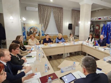 Эдуард Кузнецов инициировал проведение в Краснодаре круглого стола «2023 год – Год педагога и наставника»