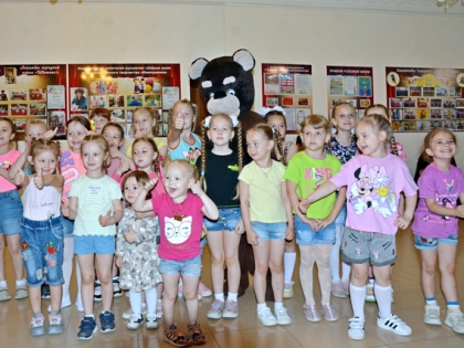 В городском Доме культуры открылась летняя площадка