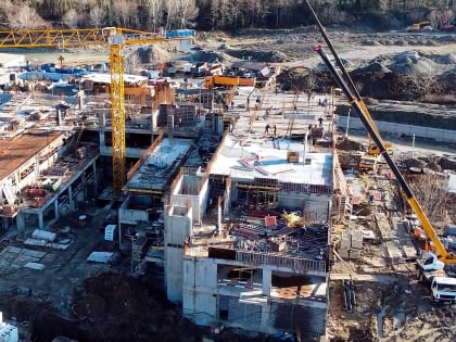 Самый крупный на Юге страны детский сад строят в Сочи