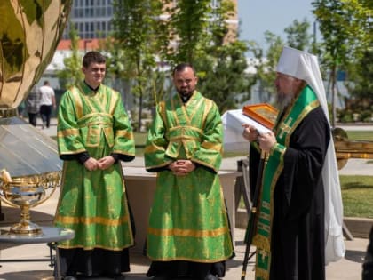 ​В строящемся храме Рождества Христова девелопера ТОЧНО установили главный купол и крест