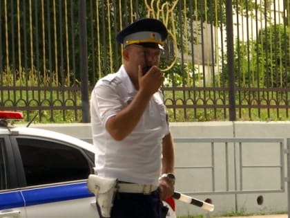 НЕЛЕГАЛОВ ДОЛОЙ! В НОВОРОССИЙСКЕ ПРЕСЕКАЮТ РАБОТУ НЕЛЕГАЛЬНЫХ ТАКСИСТОВ