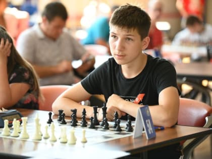 В НОВОРОССИЙСКЕ ОТКРЫЛСЯ ВСЕРОССИЙСКИЙ ФЕСТИВАЛЬ ШАХМАТ «МАЛАЯ ЗЕМЛЯ 2024»