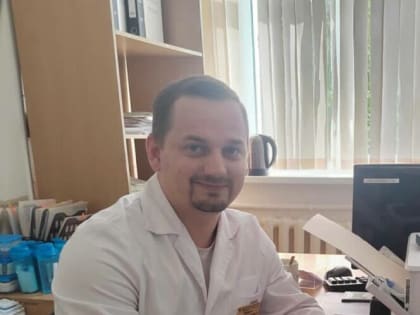 В коллектив поликлинического отделения Апшеронской ЦРБ пришли работать два молодых участковых врача-терапевта