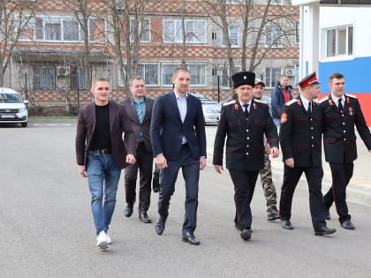 ZA самбо! ZA Россию! ZA Президента! ZA Победу!