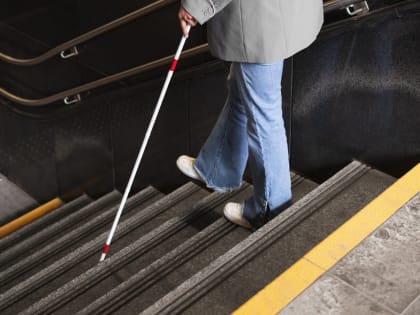 «Мы не видим. И нас тоже не замечают!» Новороссийские инвалиды по зрению ходят не по улицам, а преодолевают полосы препятствий