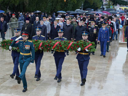 В Сочи прошли  памятные возложения ко Дню защитника Отечества