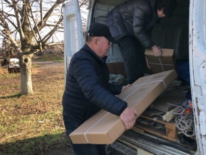 Благотворители из Краснодара сделали подарок особенному мальчику из Ирклиевской