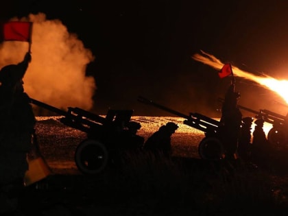 В городе-герое Новороссийске 23 февраля в 21:00 будет произведен праздничный салют
