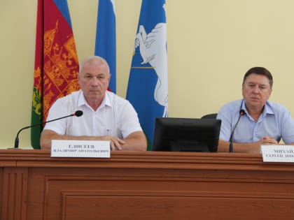 Депутаты решили обратиться в райсовет и ЗСК с просьбой о присвоении Кропоткину звания «Город воинской доблести»