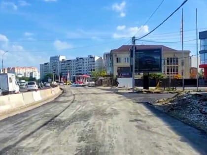 В НОВОРОССИЙСКЕ ПРОДОЛЖАЕТСЯ РЕКОНСТРУКЦИЯ УЧАСТКОВ АВТОМОБИЛЬНОЙ ДОРОГИ