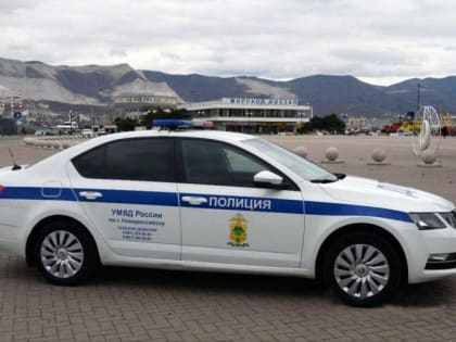 НОВОРОССИЙСКИЕ ГОСАВТОИНСПЕКТОРЫ ПОМОГЛИ СОПРОВОДИТЬ МАШИНУ С ГРУДНЫМ РЕБЕНКОМ В КРИТИЧЕСКОМ СОСТОЯНИИ К БОЛЬНИЦЕ