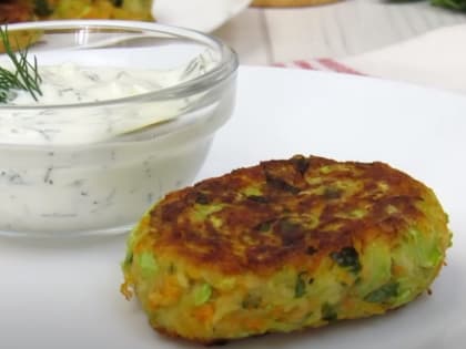 Ароматные овощные котлеты с кабачком