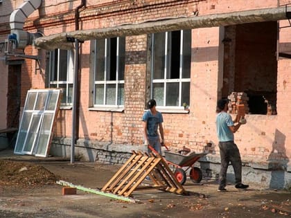 Кубань активно участвует в программе капремонта школ