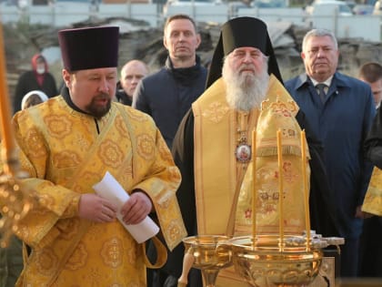 В Новороссийске освятили 16 колоколов Морского кафедрального собора