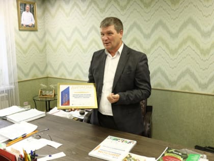 В Москве приступили к высадке кустарников, привезённых из питомника «Декоративные культуры» имени Н. С. Плохова»