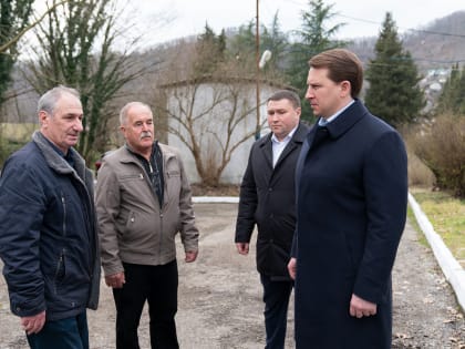 Глава Сочи Алексей Копайгородский ознакомился с ходом модернизации очистных сооружений в Дагомысе
