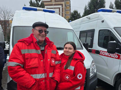 Медики Новороссийска получили еще одну машину скорой помощи