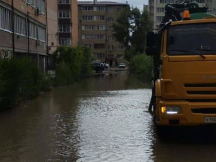 ​Сильный ливень снова затопил улицы Краснодара