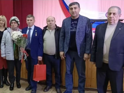 Депутат Городского Собрания Сочи Артур Аракелян принял участие во встрече с Героем России Вячеславом Бочаровым