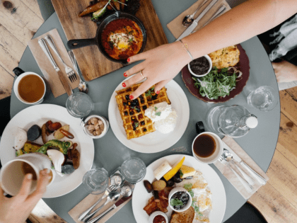 В Минздраве РФ рассказали, как бороться с перееданием