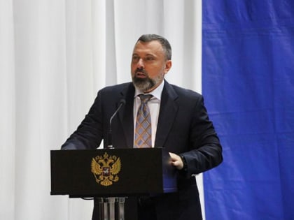 Дмитрий Лоцманов: «Трудоустроиться несовершеннолетним теперь будет проще»