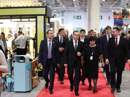 Губернатор Кубани открыл выставку YugBuild