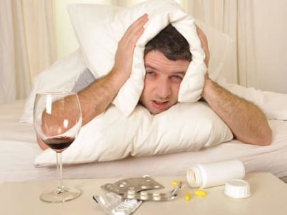 Врач напомнил, что нельзя делать при похмелье