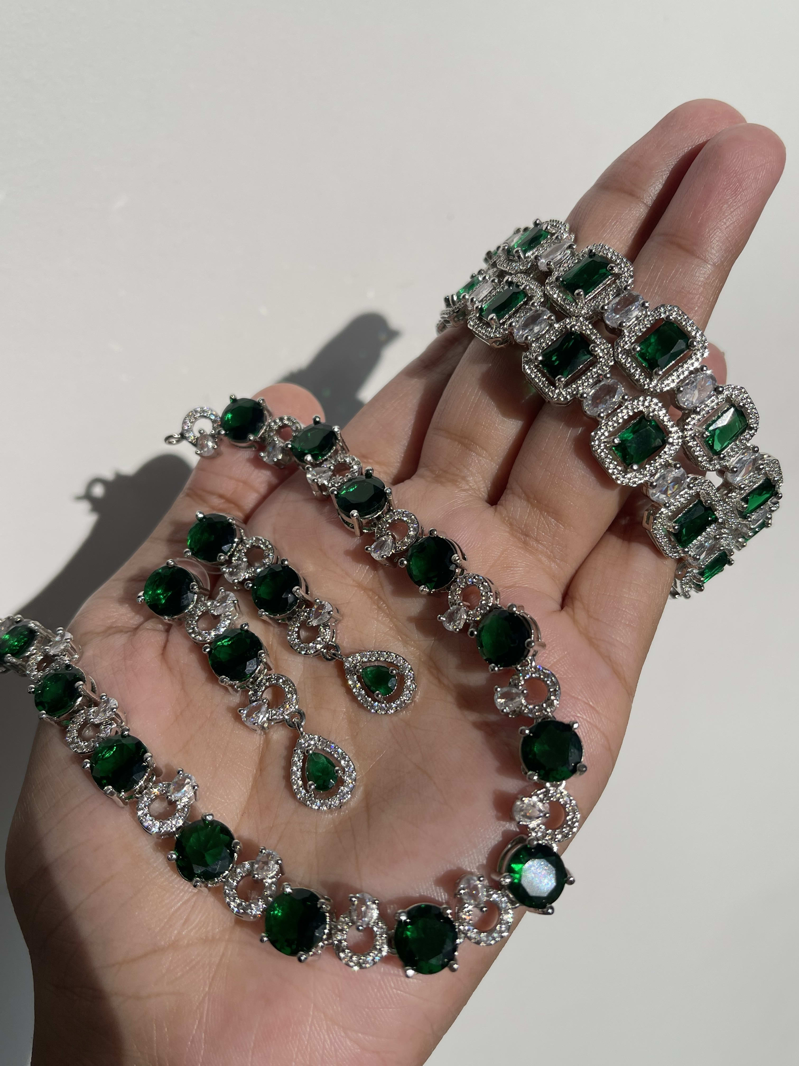 EMERALD-GREEN-A2