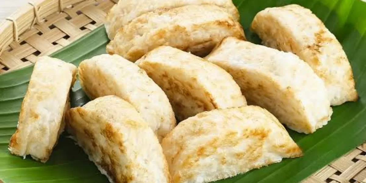 Kue Bandros segar dengan kelapa parut