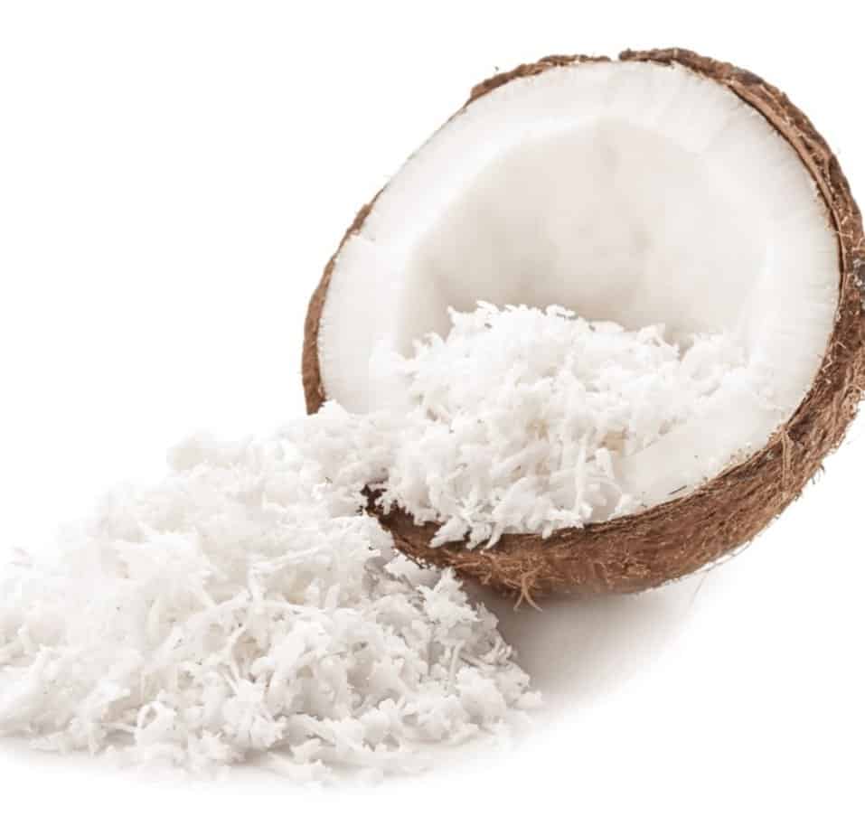 Adonan kue bandros dengan kelapa parut