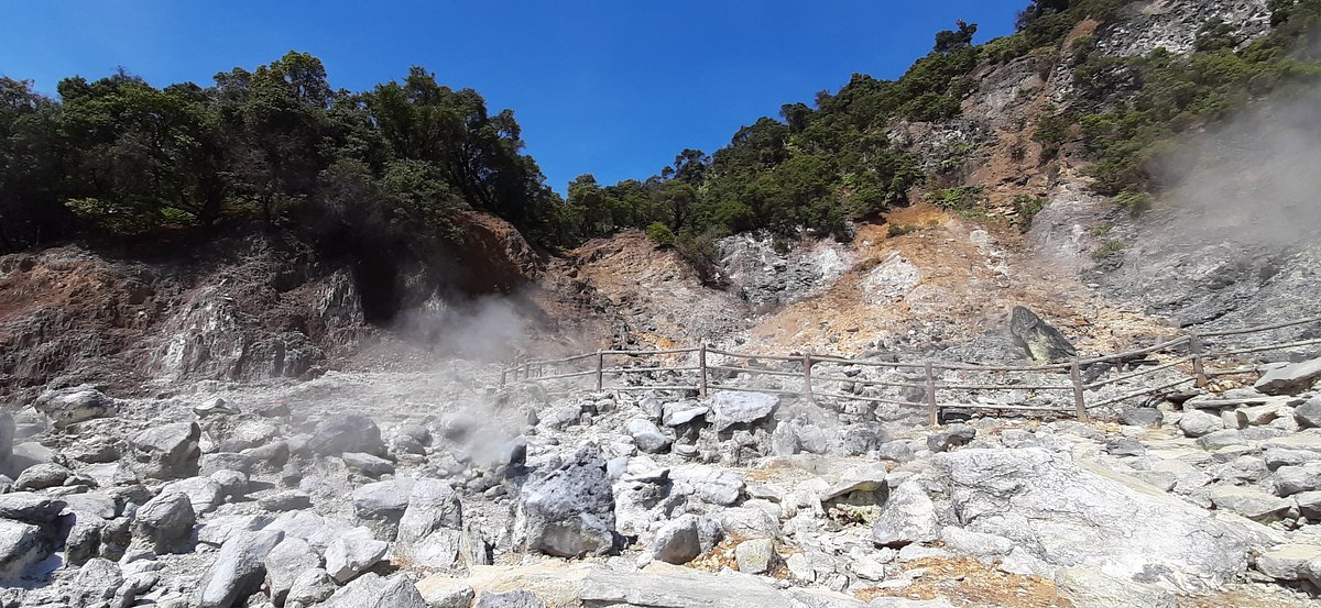 Kawah Domas