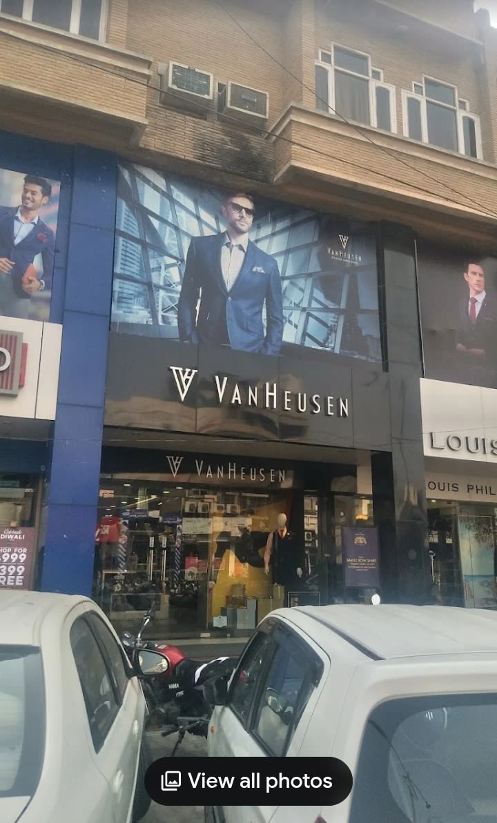Van Heusen Men Clothing Store,  in Mall Rd, opp. Mochi Shoes, Dhobi Bazar, Old City, Bathinda, Punjab 151001·3.7 km, Punjab | PunjabsList