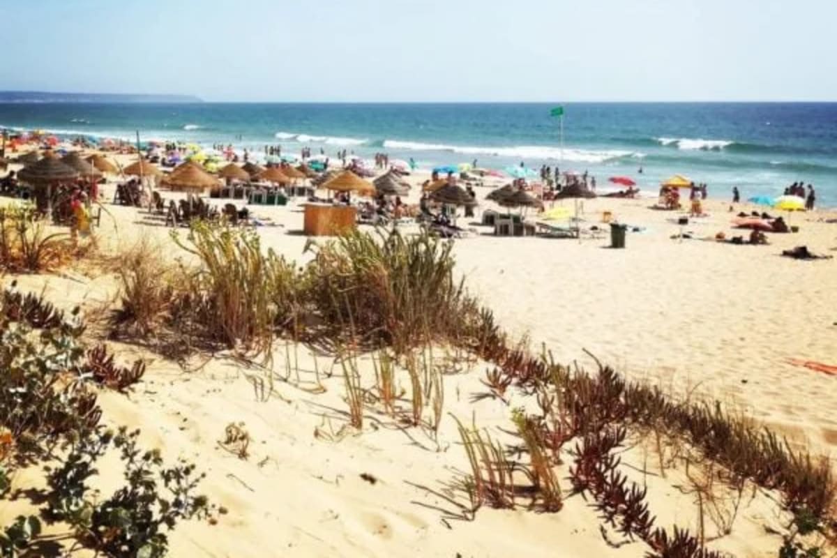 Praia da Fonte da Thela