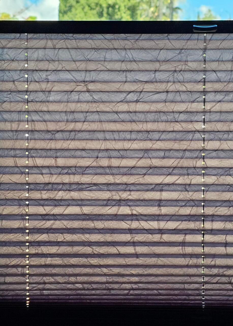 Pleated curtains with pattern