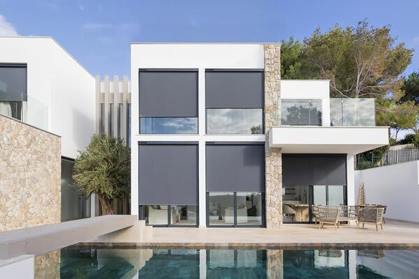 Screen roller blind system