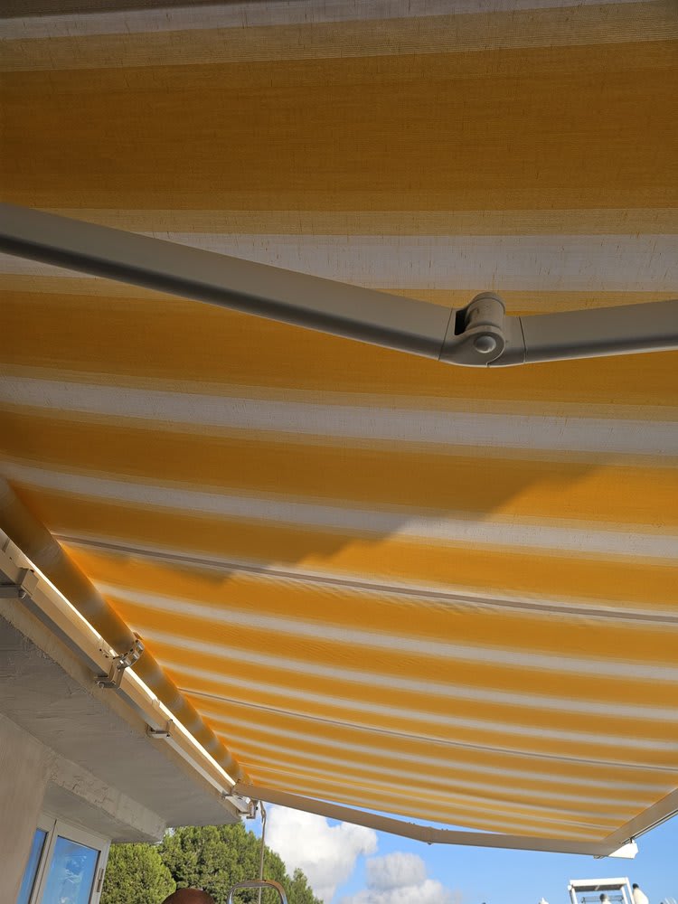 Awnings Sunshades