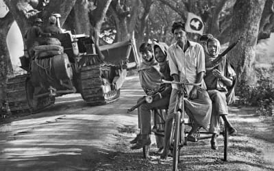 স্বাধীনতার কিছু স্থির চিত্র -রঘু রাই