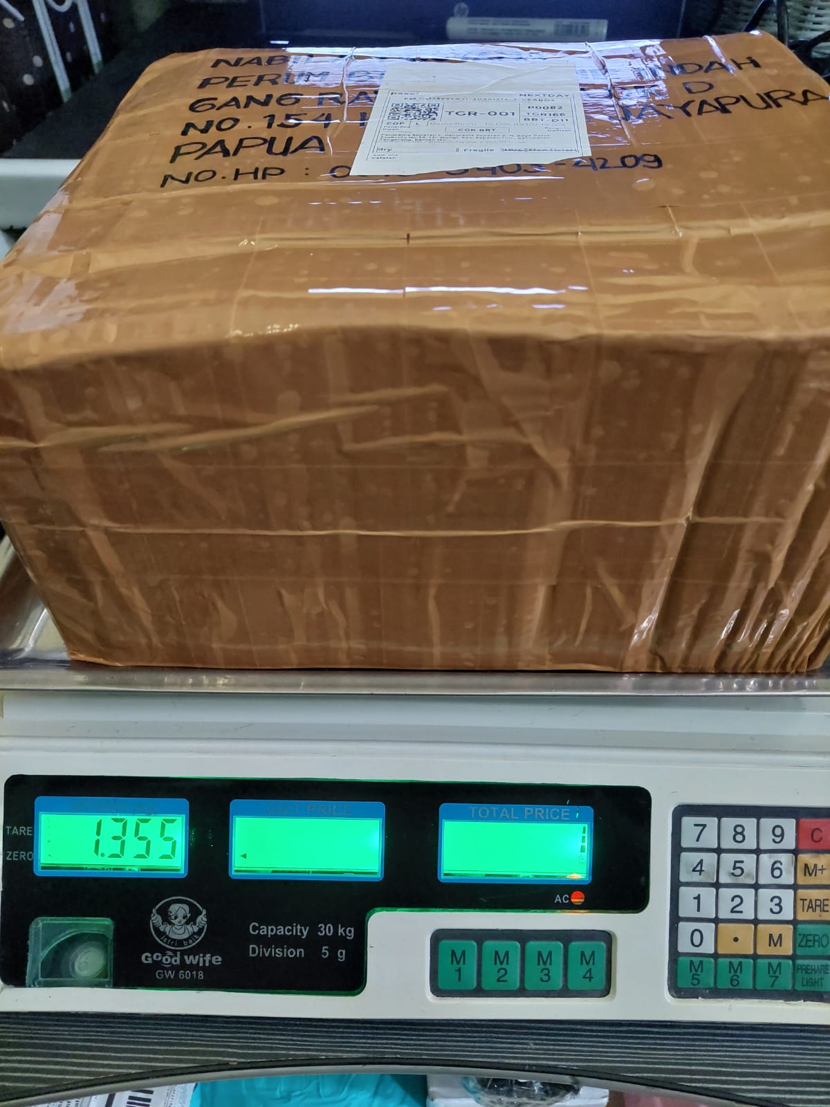 NABILA DESYANA/6539-0268/BROWN