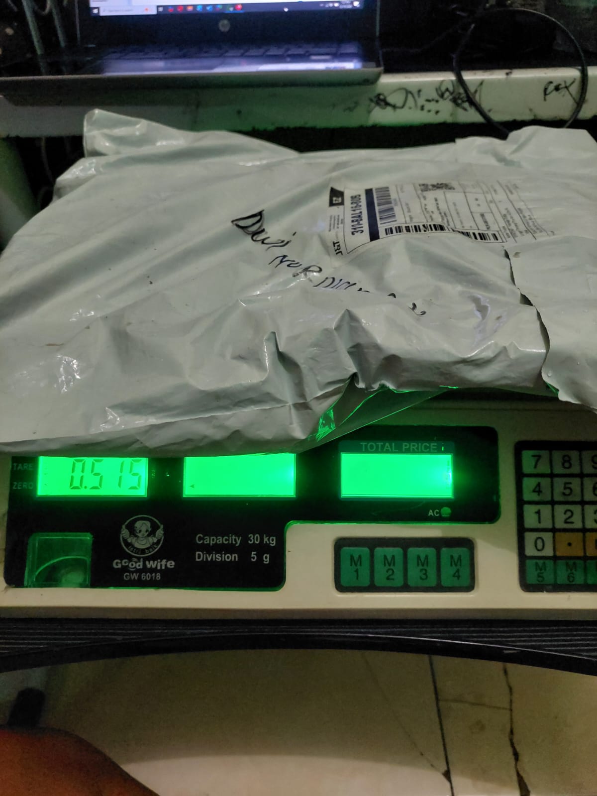 DWI NUDIANSYAH/6475-00275/BLACK