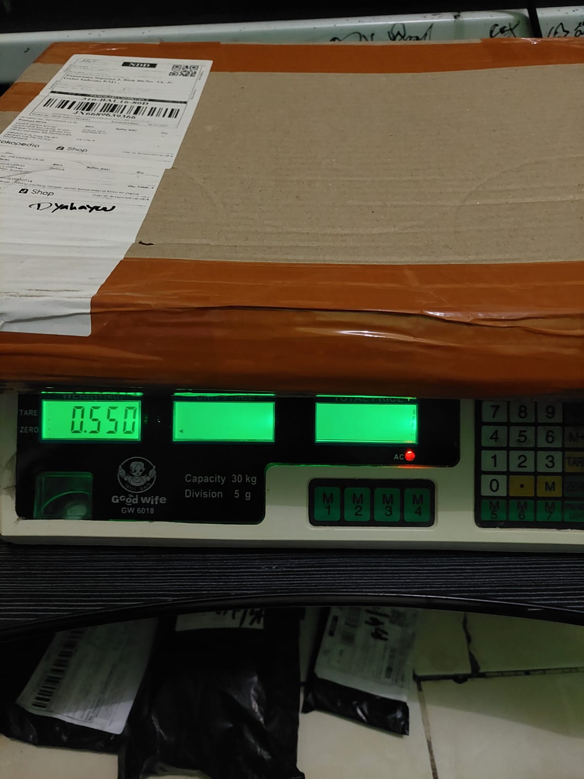 DYAHAYU/0221-0331/BLACK